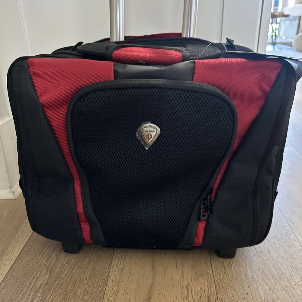 CALPAK Rolling Laptop Tote Carry On Wheeled Bag Black Red - Picture 3 of 13